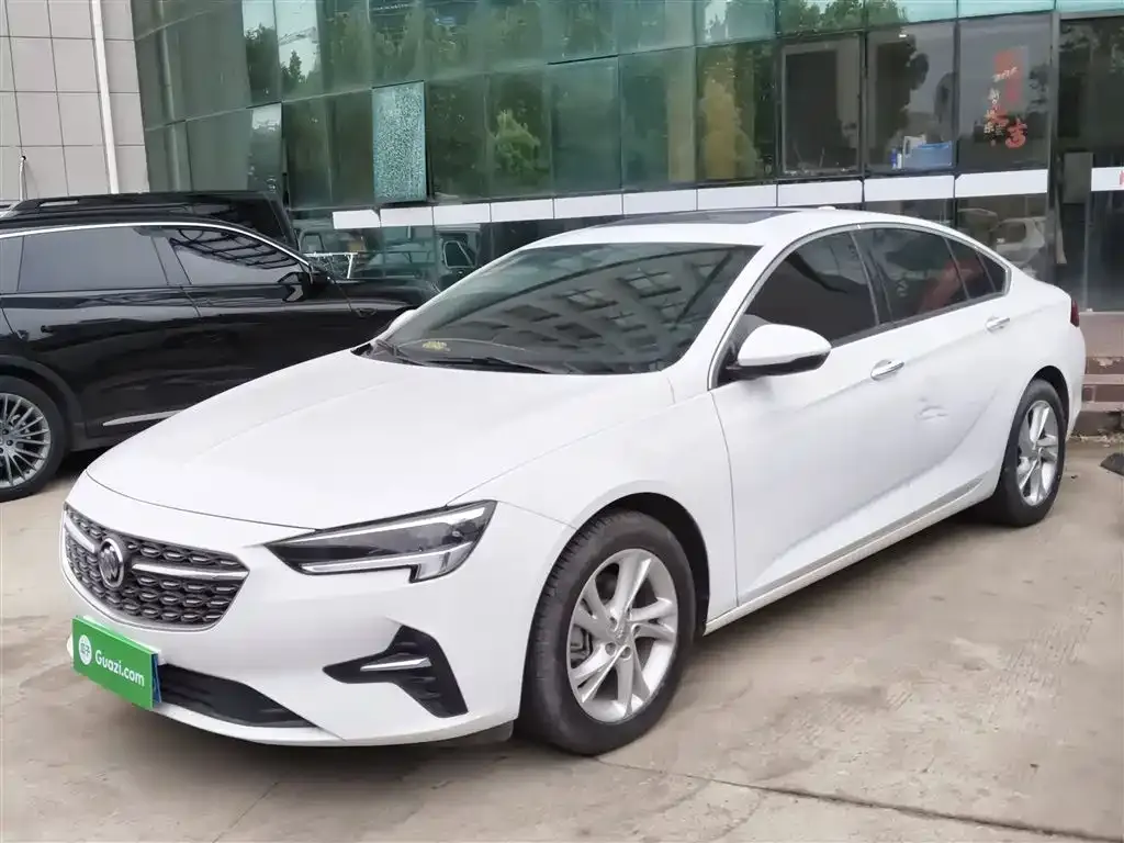 Buick Regal — фото 1