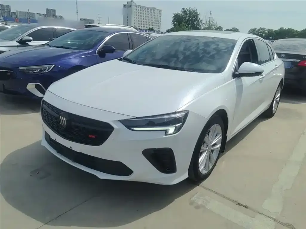 Buick Regal — фото 1