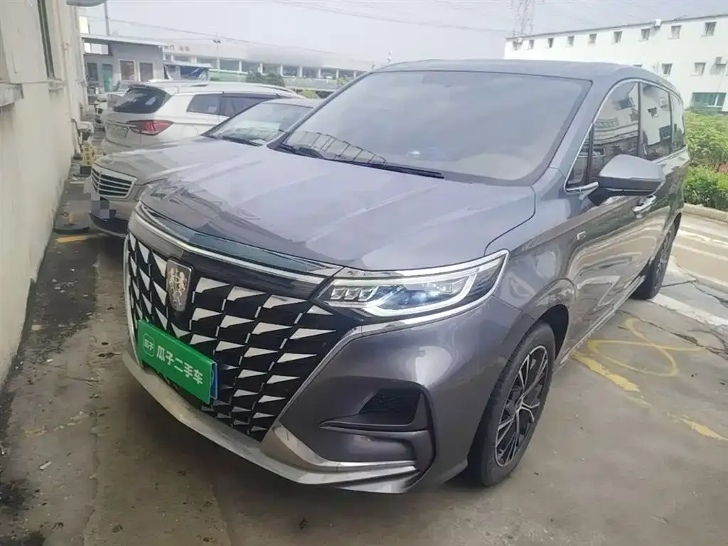 Roewe iMAX8 — фото 1
