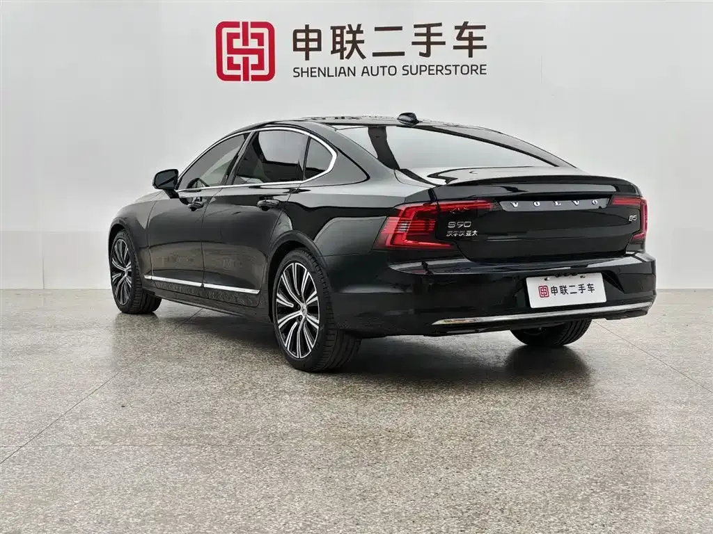 Volvo S90 — фото 3