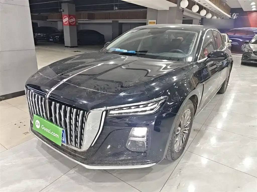 Hongqi H5 — фото 1