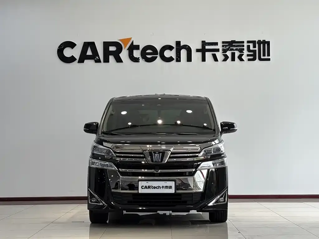 Toyota Vellfire — фото 5