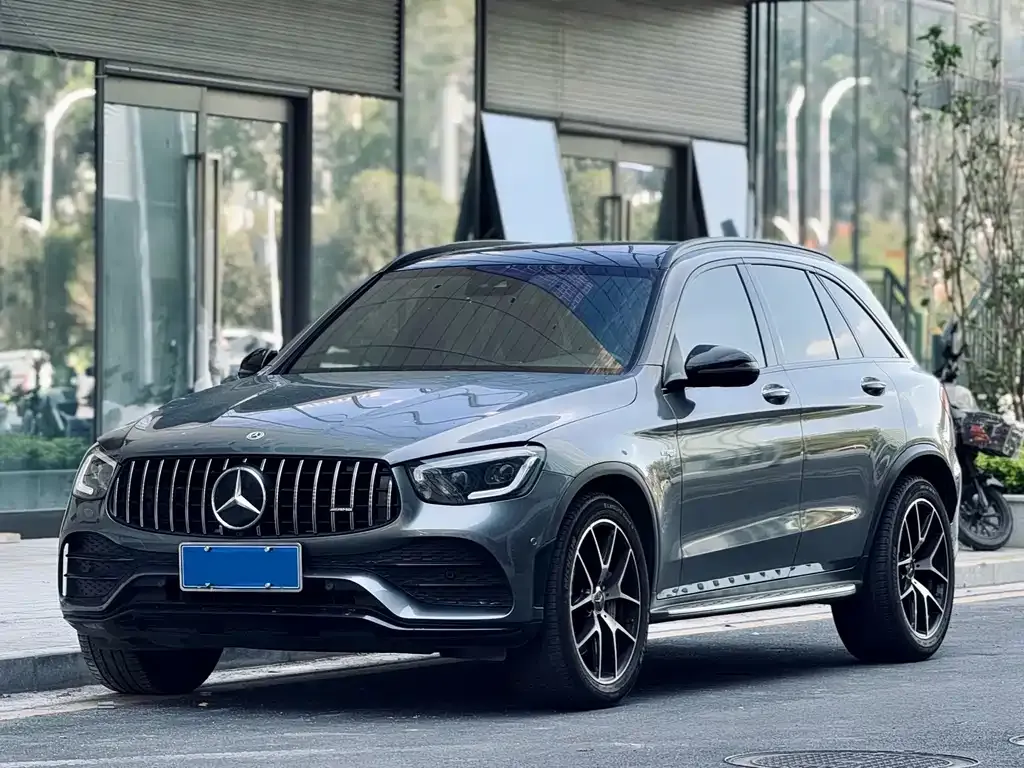 Mercedes-Benz GLC AMG — фото 1