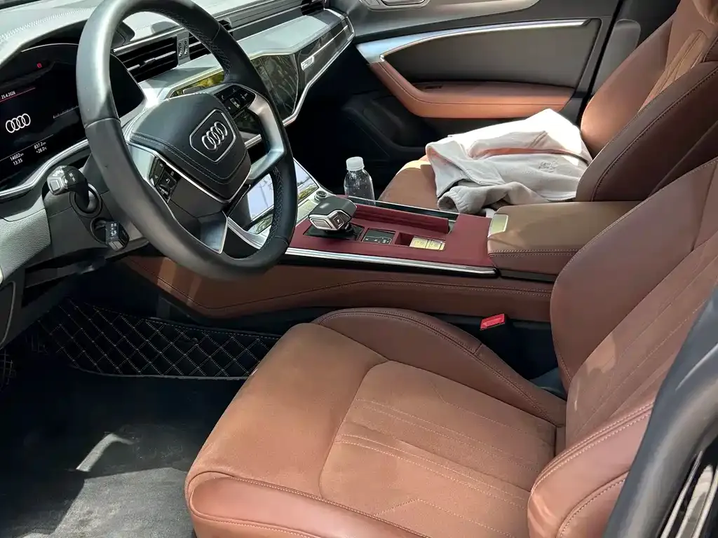 Audi A7L — фото 3