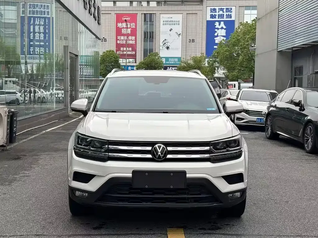 Volkswagen Tharu — фото 7
