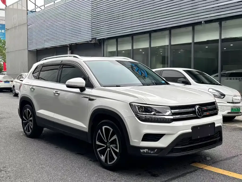 Volkswagen Tharu — фото 8