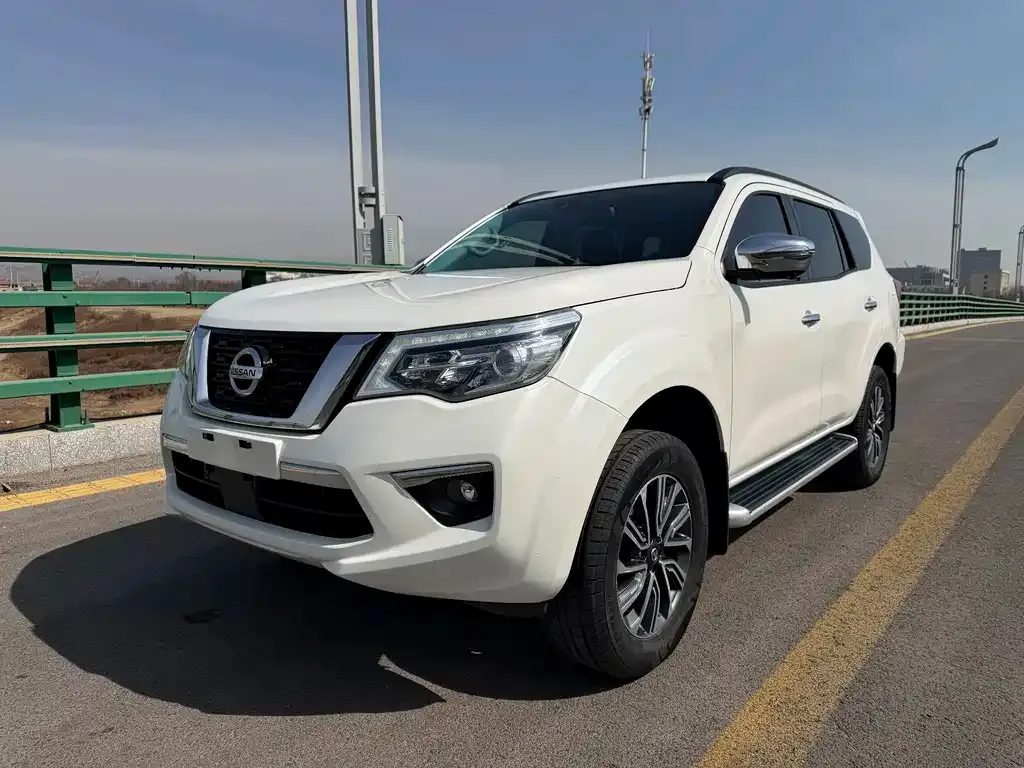 Nissan Terra — фото 1