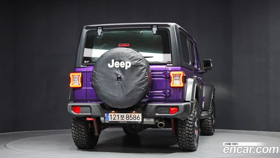Jeep Wrangler — фото 5