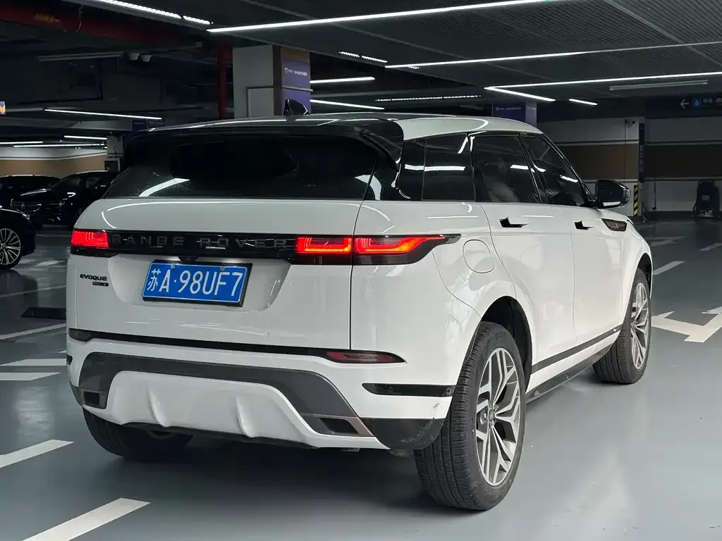 Land Rover Evoque — фото 9