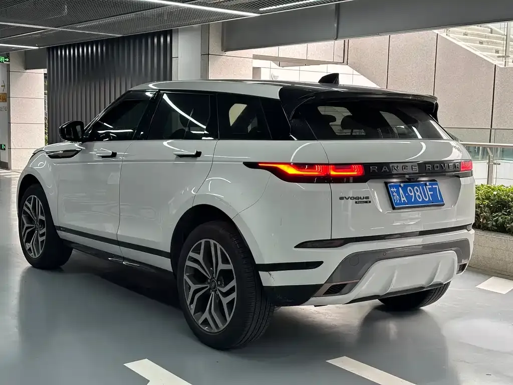 Land Rover Evoque — фото 7
