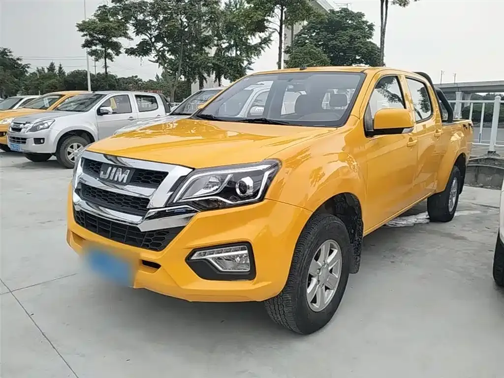Isuzu RE-MAX — фото 6
