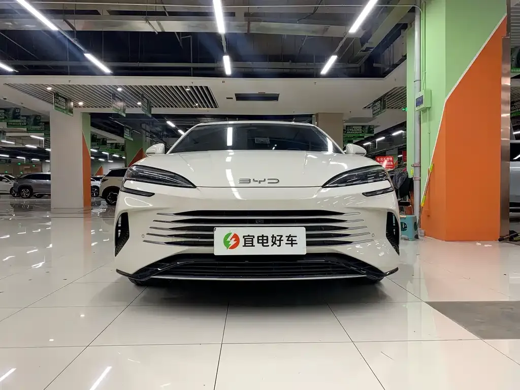 BYD Seal 07 DM-i — фото 7