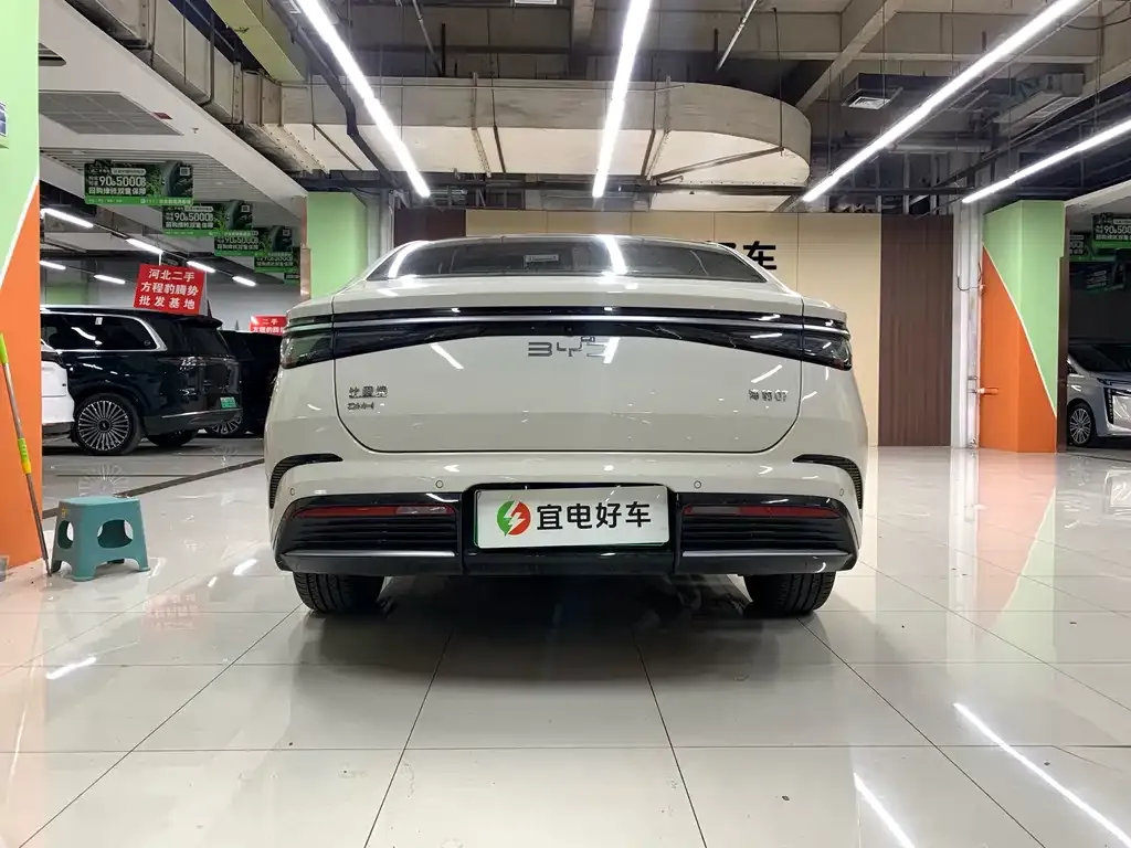 BYD Seal 07 DM-i — фото 6