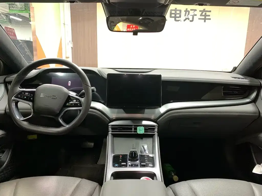 BYD Seal 07 DM-i — фото 10