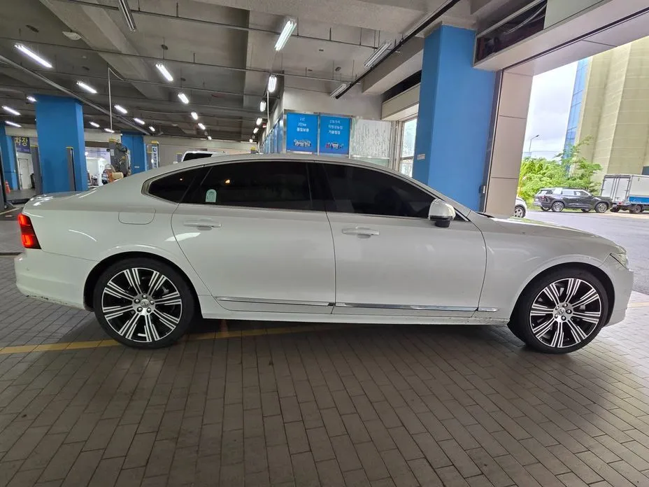 Volvo S90 — фото 5