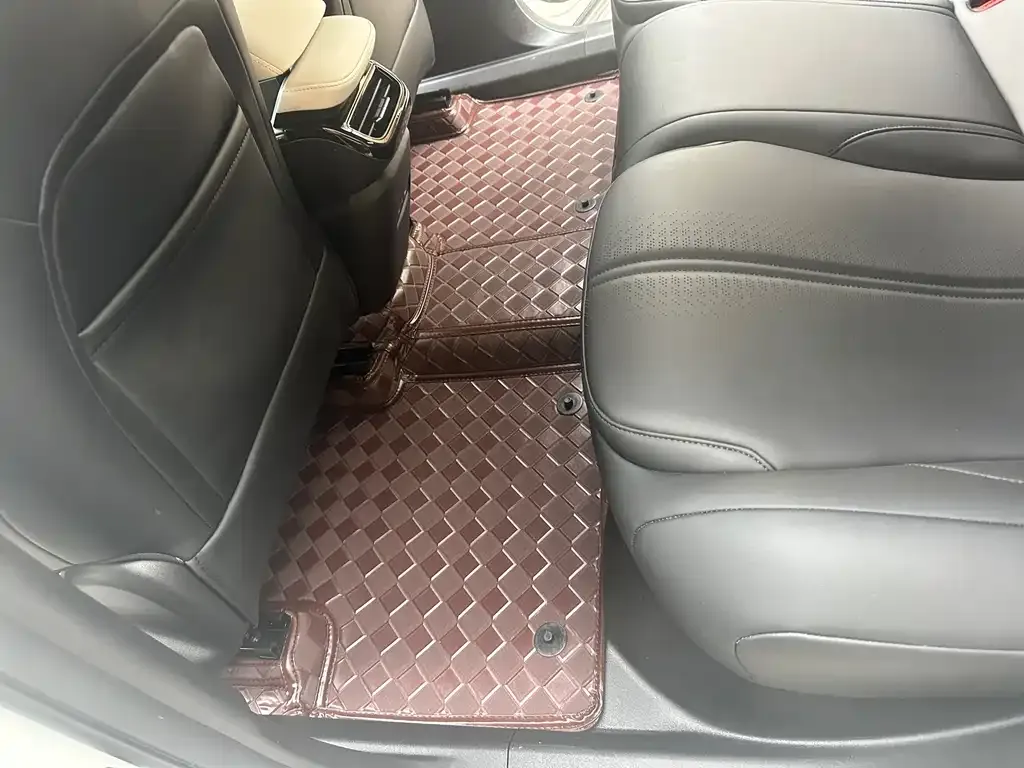 Geely Galaxy L7 — фото 10