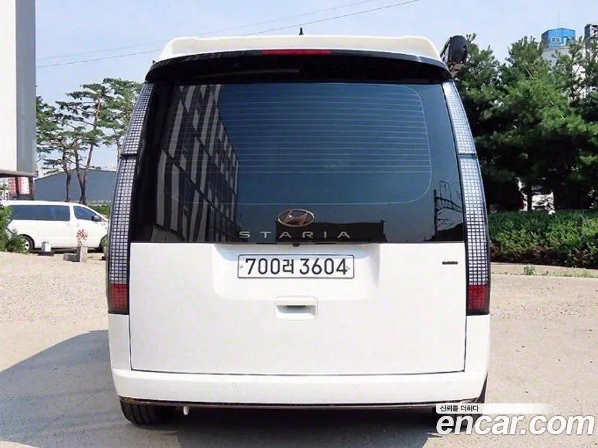 Hyundai Staria — фото 2