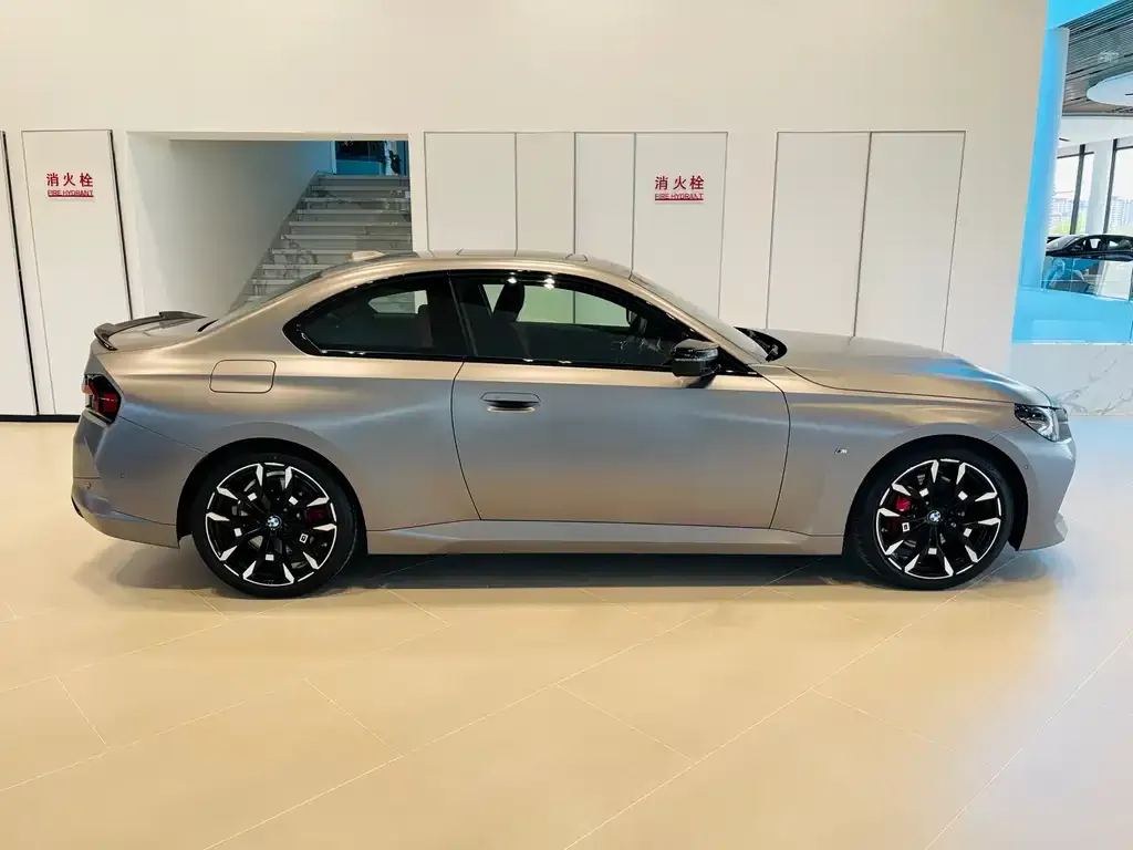 BMW M240i — фото 8