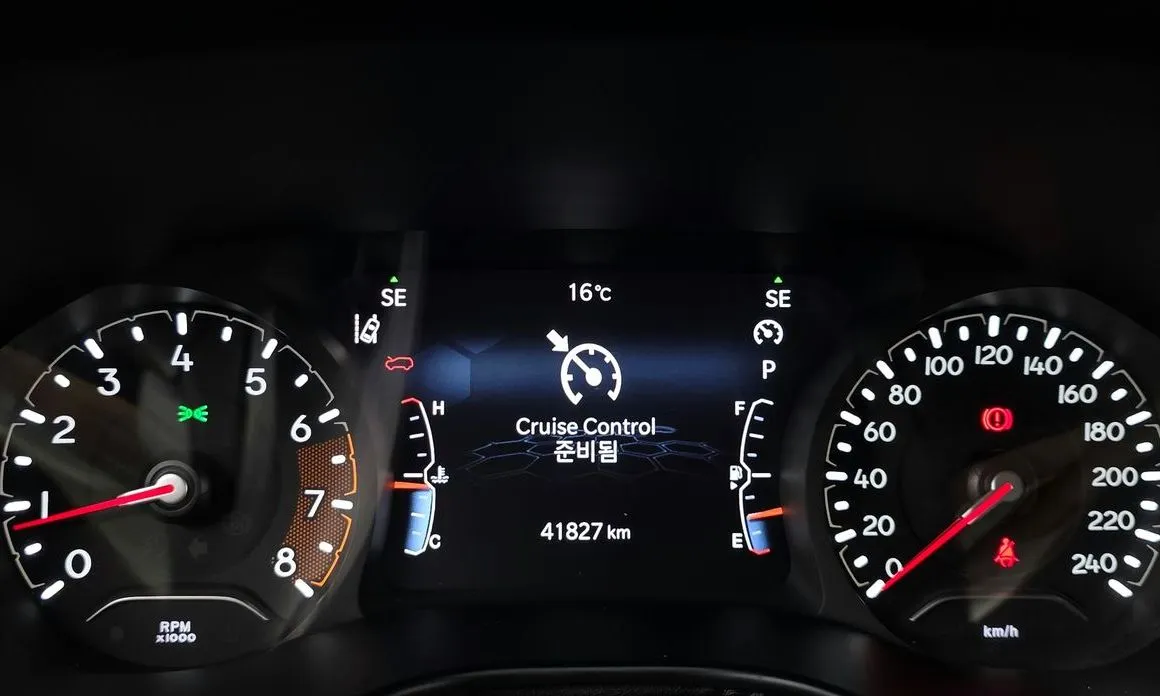 Jeep Compass — фото 9