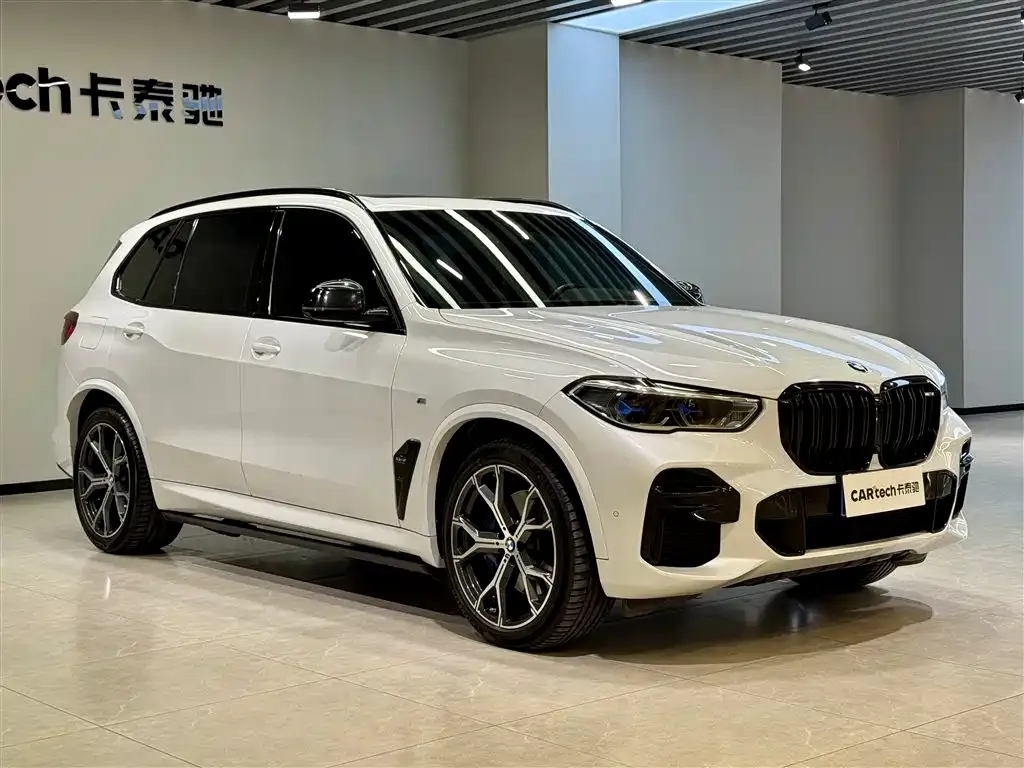 BMW X5 — фото 7
