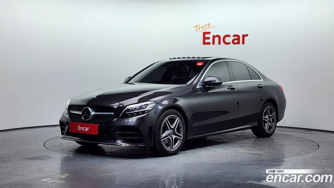 Mercedes-Benz C-Class — фото 1