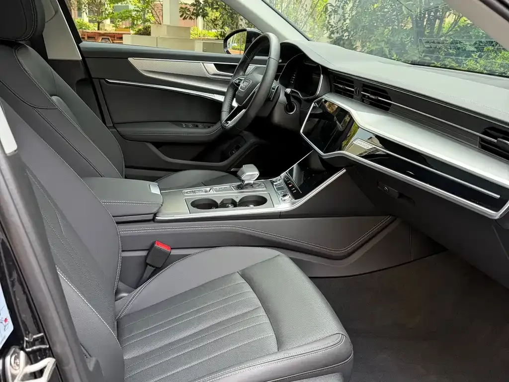 Audi A6 (Import) — фото 4