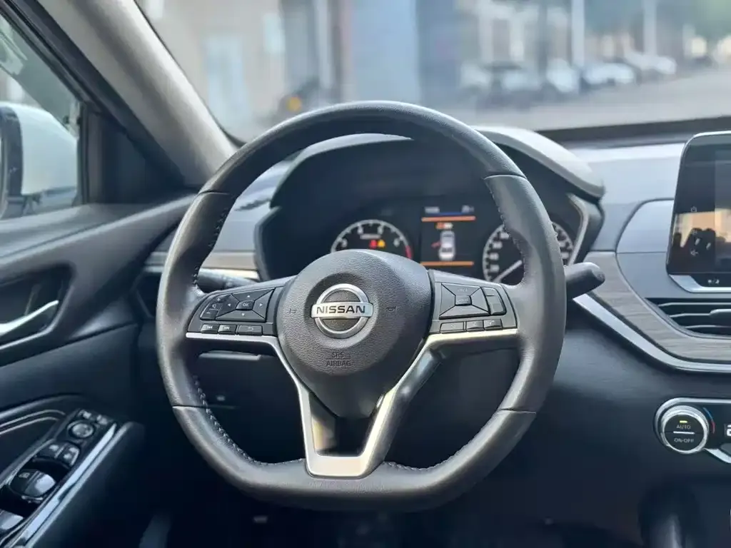 Nissan Teana — фото 4