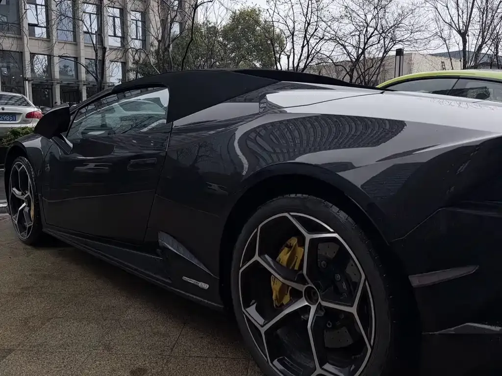 Lamborghini Huracan — фото 3