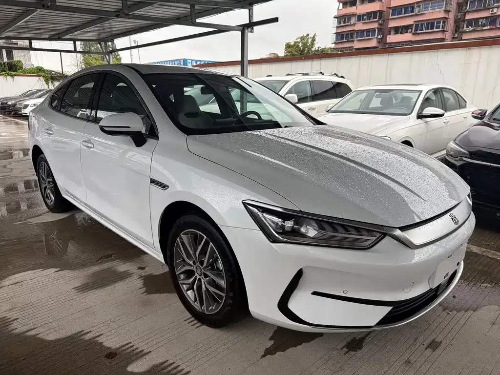 BYD Qin PLUS — фото 8