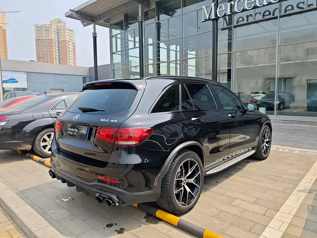 Mercedes-Benz GLC AMG — фото 5