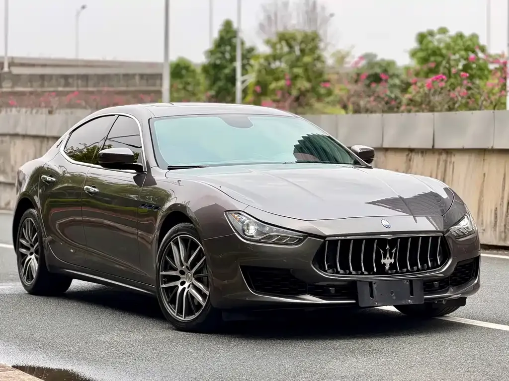 Maserati Ghibli — фото 6