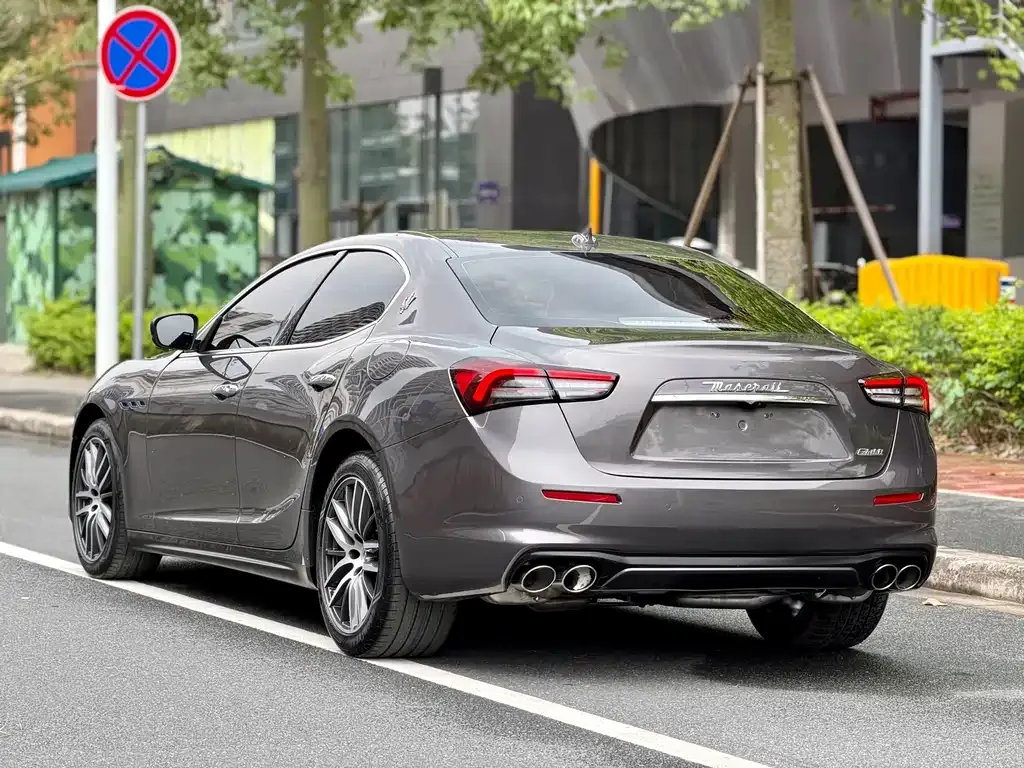 Maserati Ghibli — фото 4