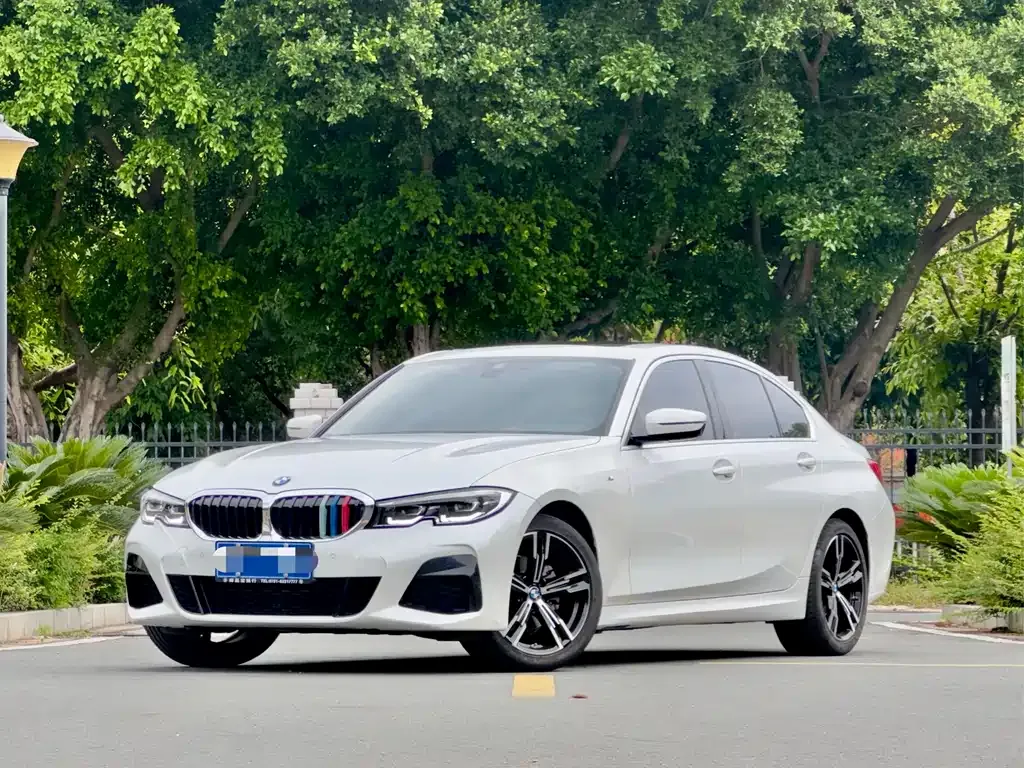 BMW 3 Series — фото 1