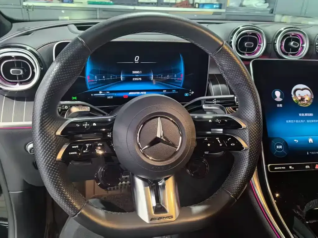 Mercedes-Benz GLC AMG — фото 7
