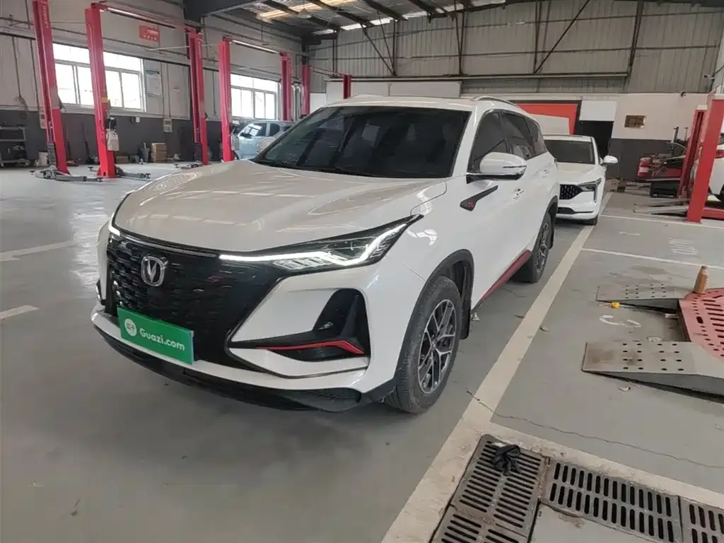 Changan CS75PLUS — фото 1