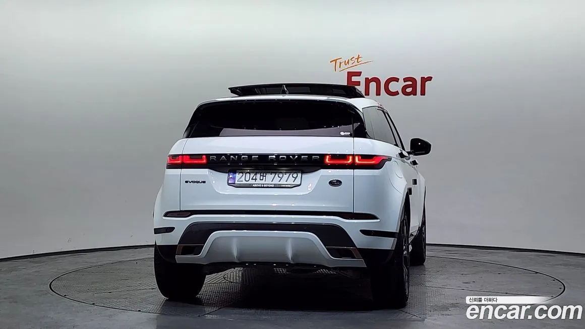 Land Rover Range Rover Evoque — фото 2