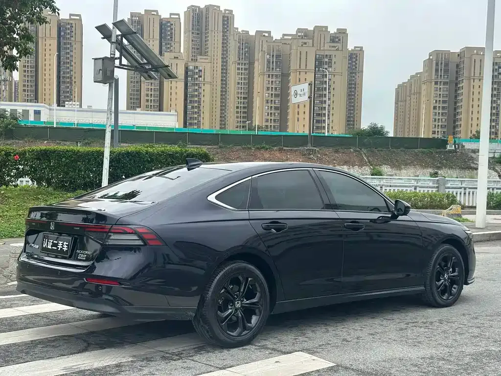 Honda Accord — фото 6