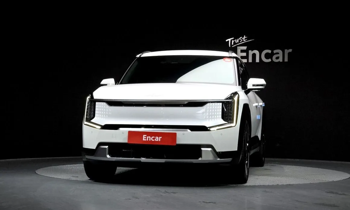 Kia EV9 — фото 3