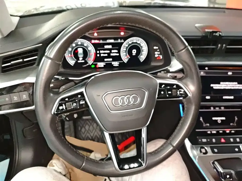 Audi A6L — фото 4