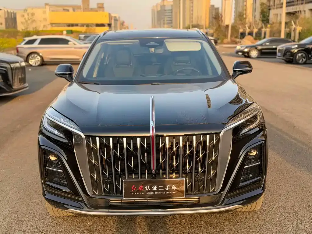 Hongqi HS3 PHEV — фото 8
