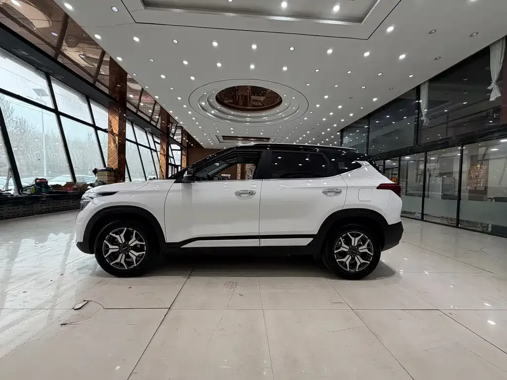 Kia KX3 — фото 7
