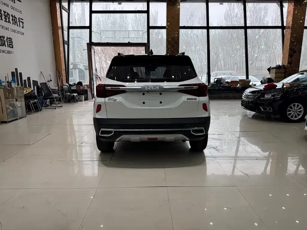 Kia KX3 — фото 4