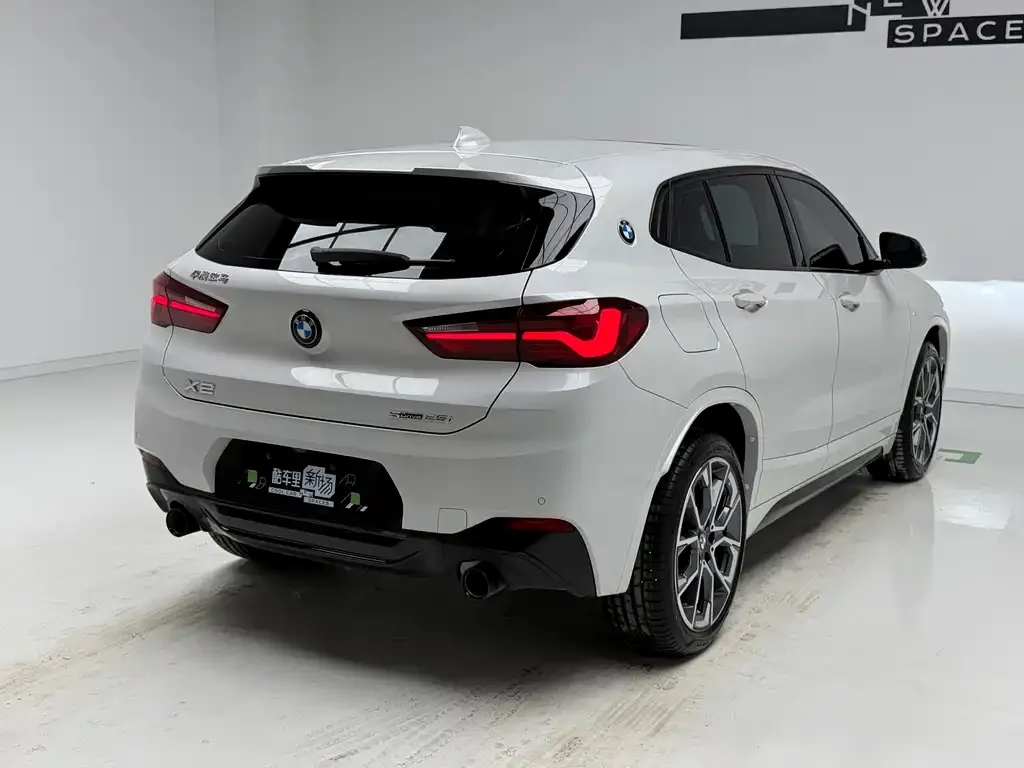 BMW X2 — фото 6
