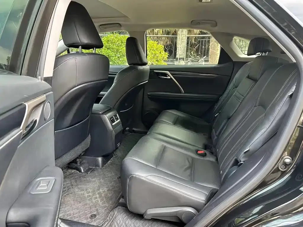 Lexus RX — фото 2