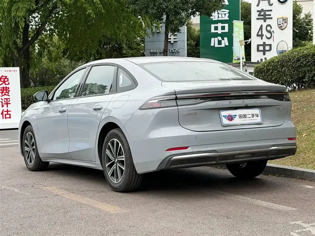 Geely 银河A7 EM — фото 2
