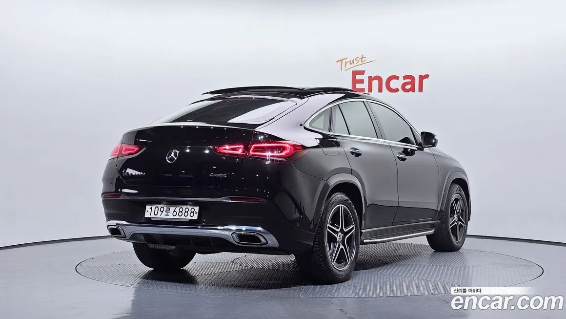 Mercedes-Benz GLE-Class — фото 7
