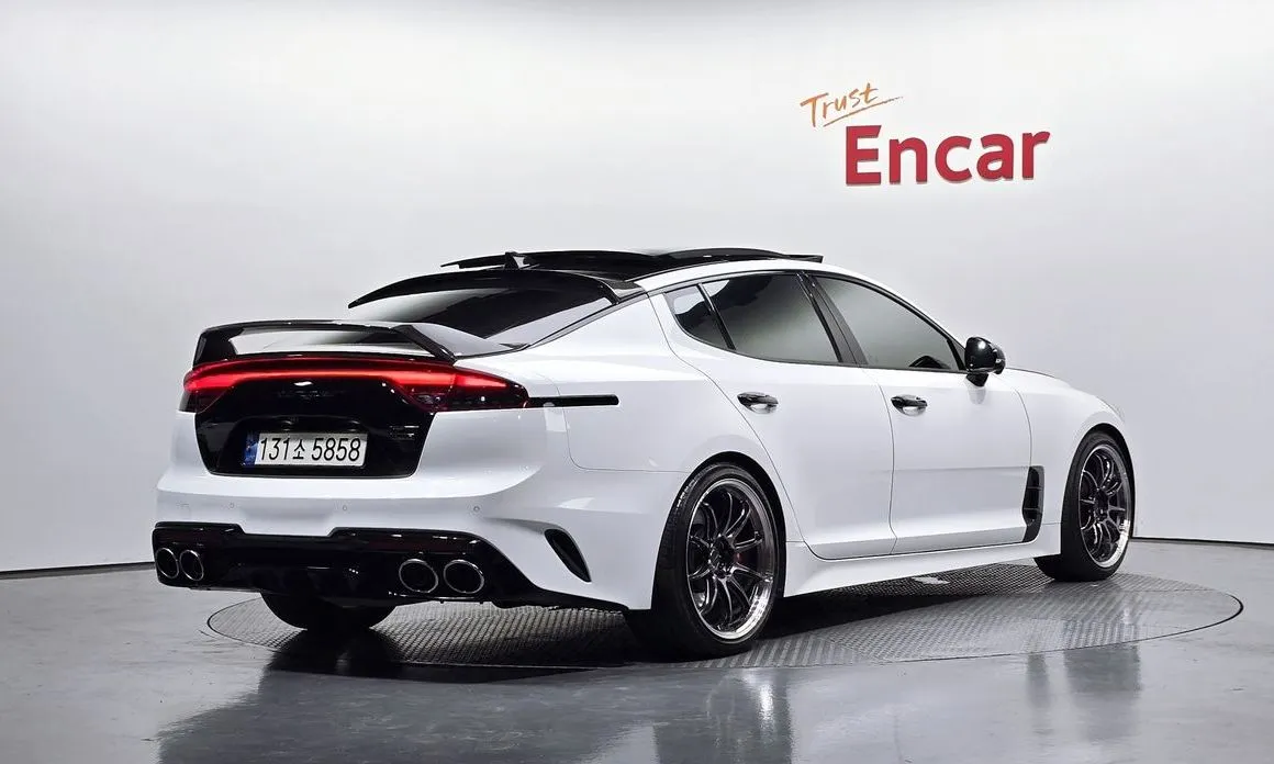 Kia Stinger — фото 9