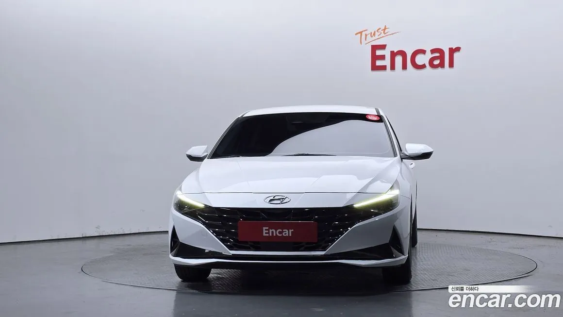 Hyundai AVANTE — фото 3