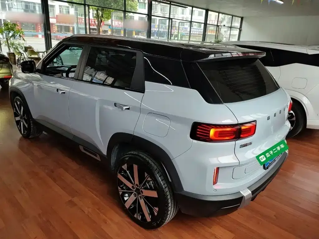 Geely Icon — фото 10