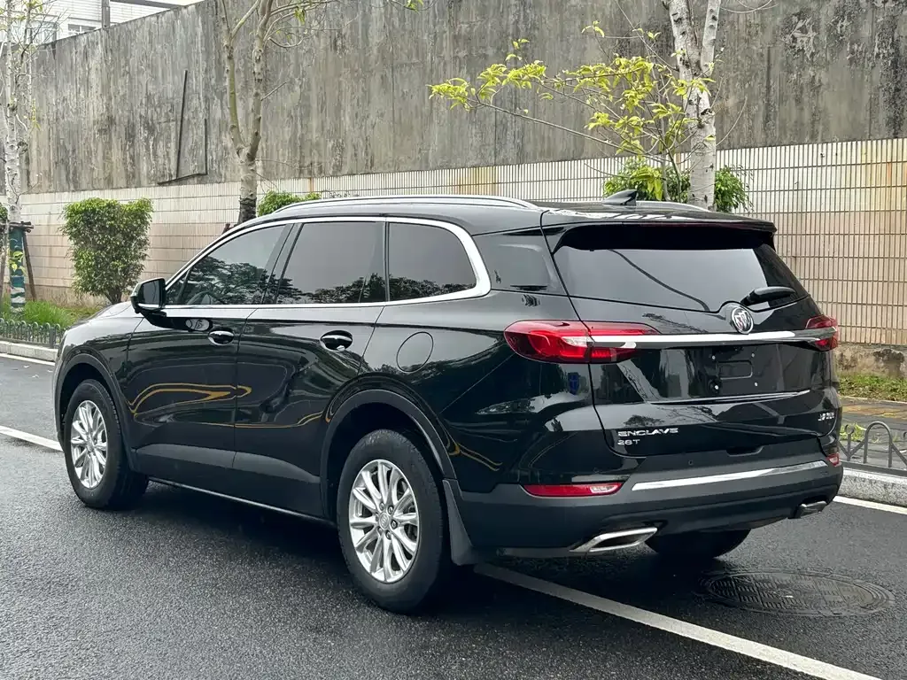 Buick Enclave — фото 5